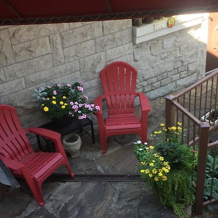 Matterhorn Tower Hotel Eureka Springs Bagian luar foto