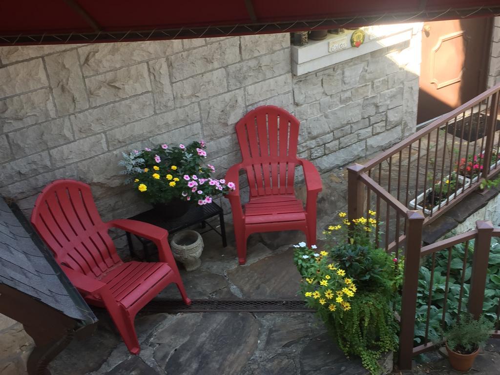 Matterhorn Tower Hotel Eureka Springs Bagian luar foto